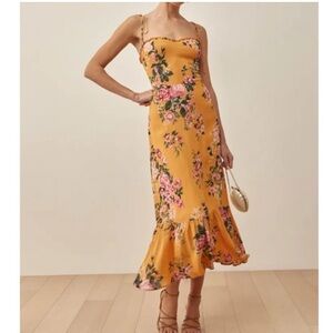 NWT RARE Reformation Enya Dress in Anjelica Size 6